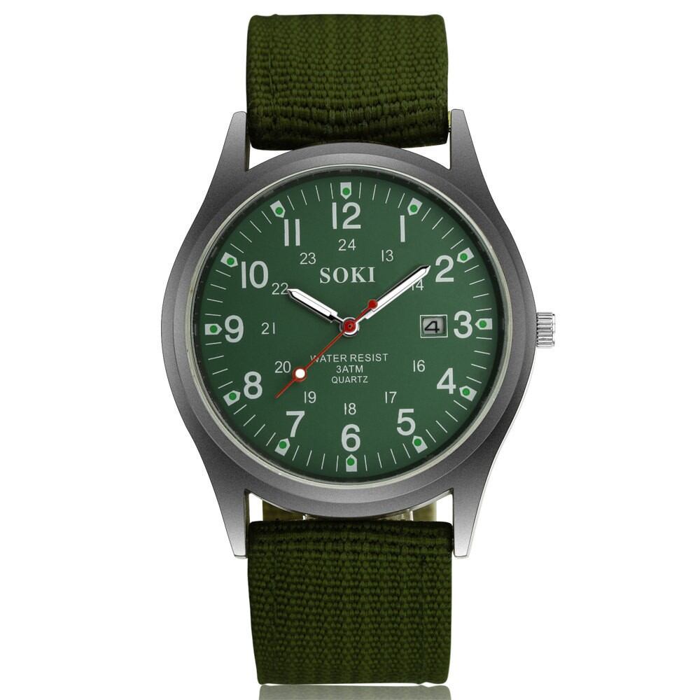 Nylon Strap Analog Wristwatch