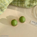 Retro Avocado-green Stud Earrings That Look Elegant And Brighten The Complexion